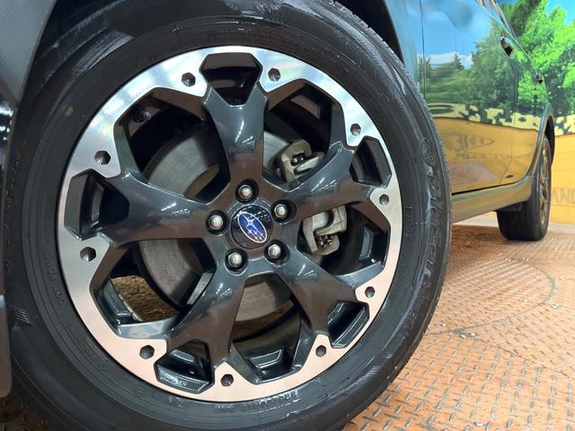 ＸＶ １．６ｉ－Ｌ　アイサイト　８型ナビ　バックカメラ　フルセグＴＶ　アイサイト　レーダークルーズ　Ｂｌｕｅｔｏｏｔｈ再生　ＥＴＣ２．０　純正１７インチアルミ　車線逸脱警報　オートライト　オートブレーキホールド　オートエアコン（14枚目）