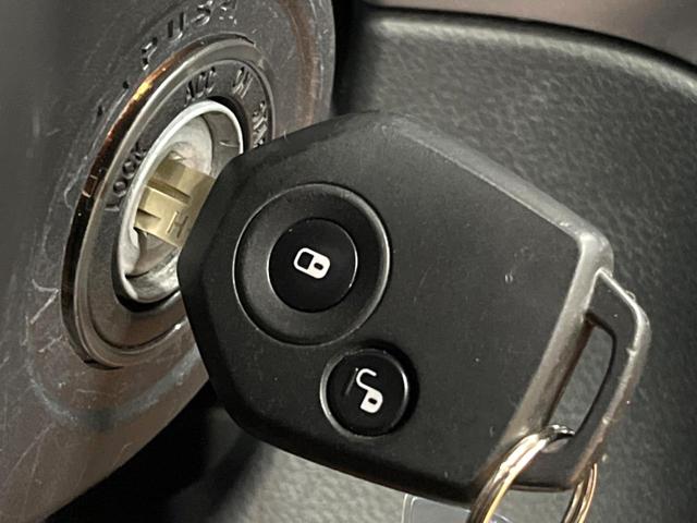 ＸＶ １．６ｉ－Ｌ　アイサイト　８型ナビ　バックカメラ　フルセグＴＶ　アイサイト　レーダークルーズ　Ｂｌｕｅｔｏｏｔｈ再生　ＥＴＣ２．０　純正１７インチアルミ　車線逸脱警報　オートライト　オートブレーキホールド　オートエアコン（26枚目）