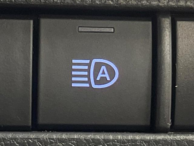 ハリアーハイブリッド G 禁煙 8型ディスプレイ バックカメラ セーフティセンス パワーバックドア デジタルインナーミラー ブラインドスポットモニター レーダークルーズ パワーシート LEDヘッド 純正18アルミ(34枚目)