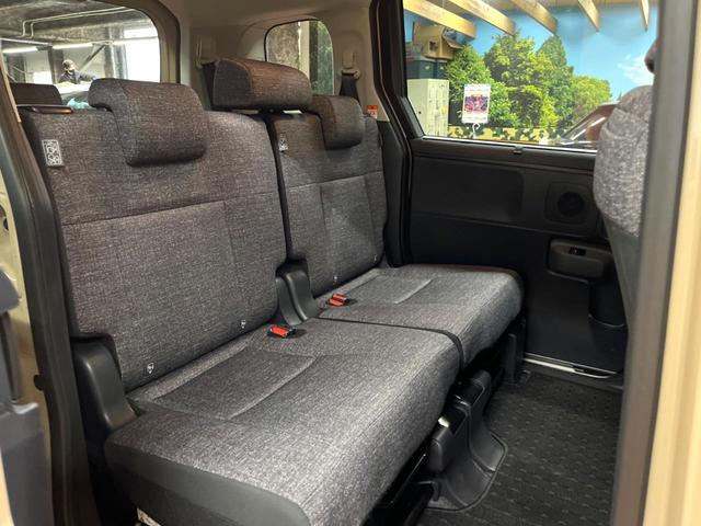 シエンタ ハイブリッドＺ　両側電動ドア　全周囲カメラ　衝突被害軽減システム　レーダークルーズ　禁煙車　ドラレコ　コーナーセンサー　スマートキー　ＬＥＤヘッド　ビルトインＥＴＣ　純正１５インチアルミ　オートハイビーム（9枚目）