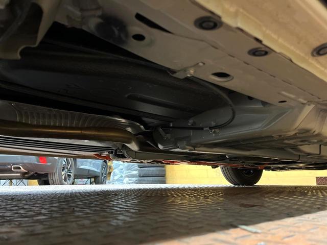 シエンタ ハイブリッドＺ　両側電動ドア　全周囲カメラ　衝突被害軽減システム　レーダークルーズ　禁煙車　ドラレコ　コーナーセンサー　スマートキー　ＬＥＤヘッド　ビルトインＥＴＣ　純正１５インチアルミ　オートハイビーム（38枚目）