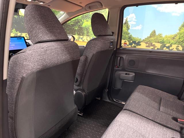 シエンタ ハイブリッドＺ　両側電動ドア　全周囲カメラ　衝突被害軽減システム　レーダークルーズ　禁煙車　ドラレコ　コーナーセンサー　スマートキー　ＬＥＤヘッド　ビルトインＥＴＣ　純正１５インチアルミ　オートハイビーム（45枚目）