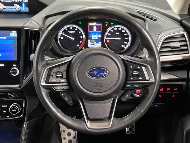 フォレスター アドバンス　視界拡張　８型ナビ　バックカメラ　ルーフレール　アイサイト　スマートリヤビューミラー　レーダークルーズ　禁煙車　シートヒーター　パワーシート　ＬＥＤヘッド　Ｂｌｕｅｔｏｏｔｈ再生　クリアランスソナー（11枚目）