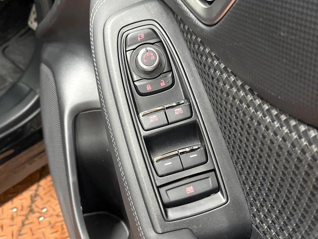 フォレスター アドバンス　視界拡張　８型ナビ　バックカメラ　ルーフレール　アイサイト　スマートリヤビューミラー　レーダークルーズ　禁煙車　シートヒーター　パワーシート　ＬＥＤヘッド　Ｂｌｕｅｔｏｏｔｈ再生　クリアランスソナー（50枚目）