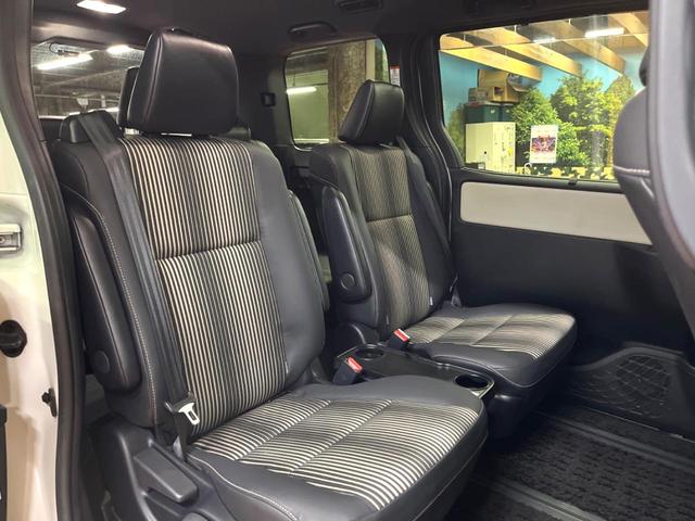 ノア Ｓｉ　ダブルバイビーＩＩＩ　モデリスタエアロ　後席モニター　禁煙車　１０型ナビ　両側電動ドア　衝突軽減　バックカメラ　クルコン　ＬＥＤヘッド＆フォグ　純正１６インチアルミ　ＥＴＣ　フルセグ　Ｂｌｕｅｔｏｏｔｈ再生（9枚目）