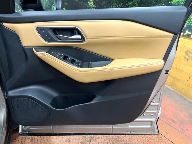 エクストレイル G e-4ORCE 禁煙車 12型ナビ 全周囲カメラ インテリジェントルームミラー タンナッパ革シート パワーバックドア プロパイロット AC100V電源 シートヒーター ステアリングヒーター シルバールーフレール(44枚目)