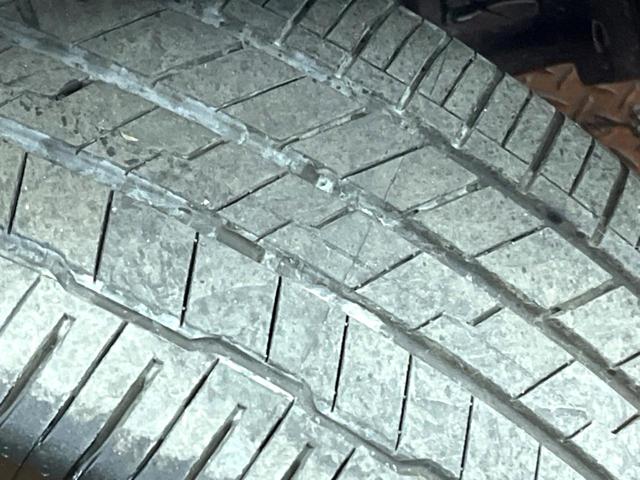 エクストレイル G e-4ORCE 禁煙車 12型ナビ 全周囲カメラ インテリジェントルームミラー タンナッパ革シート パワーバックドア プロパイロット AC100V電源 シートヒーター ステアリングヒーター シルバールーフレール(61枚目)