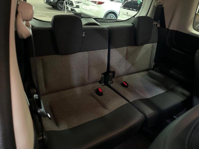 フリード e:HEVエアー EX 登録済未使用車 11型ナビ 両側電動ドア 後席ウォークスルー ブラインドスポットモニター シートヒーター レーダークルーズ バックカメラ 純正15インチアルミ LEDヘッド クリアランスソナー(10枚目)