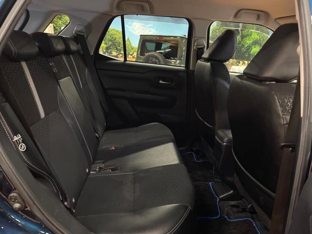 ロッキー プレミアムG HEV モデリスタエアロ 9型ナビ 全周囲カメラ アダプティブクルーズコントロール 衝突軽減 車線逸脱防止 コーナーセンサー シートヒーター 100V電源 シーケンシャルウィンカー Bluetooth(10枚目)