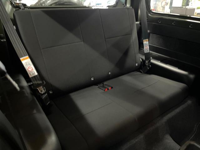 ジムニー ＸＧ　届出済未使用車　４ＷＤ　５ＭＴ　スズキセーフティサポート　車線逸脱警報　コーナーセンサー　オートライト　ダウンヒルアシスト　横滑り防止装置　キーレスキー　盗難防止装置　アイドリングストップ（9枚目）