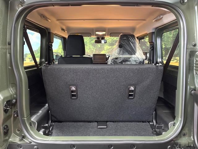 ジムニー ＸＧ　届出済未使用車　４ＷＤ　５ＭＴ　スズキセーフティサポート　車線逸脱警報　コーナーセンサー　オートライト　ダウンヒルアシスト　横滑り防止装置　キーレスキー　盗難防止装置　アイドリングストップ（10枚目）