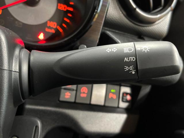 ジムニー ＸＧ　届出済未使用車　４ＷＤ　５ＭＴ　スズキセーフティサポート　車線逸脱警報　コーナーセンサー　オートライト　ダウンヒルアシスト　横滑り防止装置　キーレスキー　盗難防止装置　アイドリングストップ（35枚目）