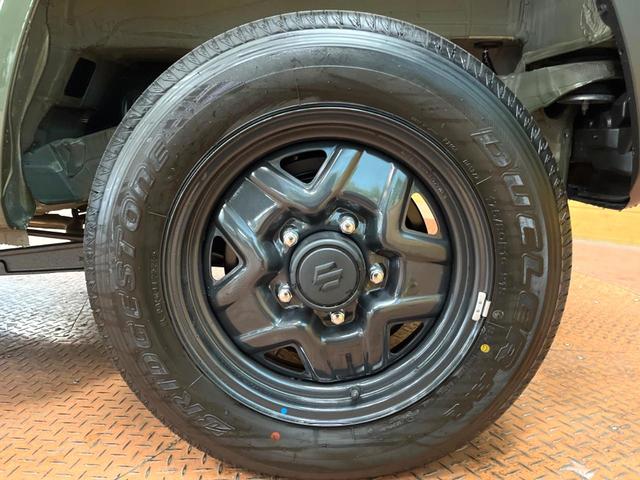 ジムニー ＸＧ　届出済未使用車　４ＷＤ　５ＭＴ　スズキセーフティサポート　車線逸脱警報　コーナーセンサー　オートライト　ダウンヒルアシスト　横滑り防止装置　キーレスキー　盗難防止装置　アイドリングストップ（40枚目）