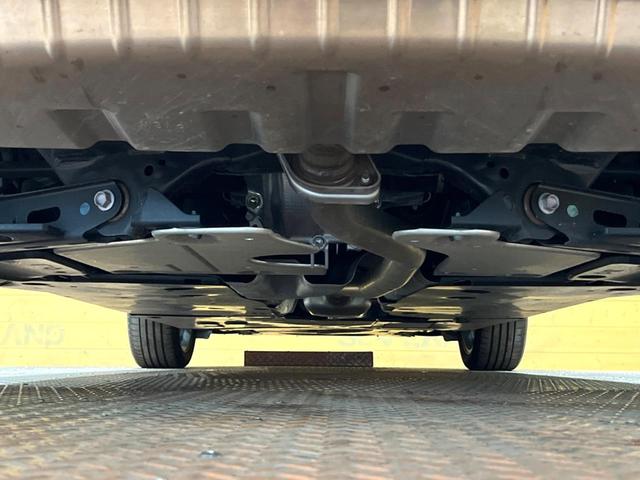 ＣＸ－６０ ２５Ｓ　エクスクルーシブモード　ＢＯＳＥサウンド　１２型ナビ　全周囲カメラ　禁煙車　黒革シート　シートエアコン　パワーバックドア　衝突軽減　レーダークルーズ　ブラインドスポットモニター　ヘッドアップディスプレイ　純正２０アルミ（19枚目）