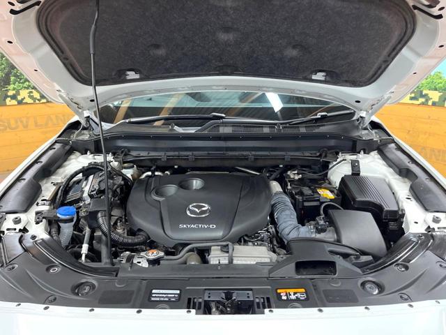 ＣＸ－５ ＸＤ　スポーツアピアランス　１０型ナビ　全周囲カメラ　衝突軽減システム　レーダークルーズ　フルセグＴＶ　ブラインドスポットモニター　パワーバックドア　レザーシート　シートヒーター　パワーシート　ＬＥＤヘッド　クリアランスソナー（18枚目）