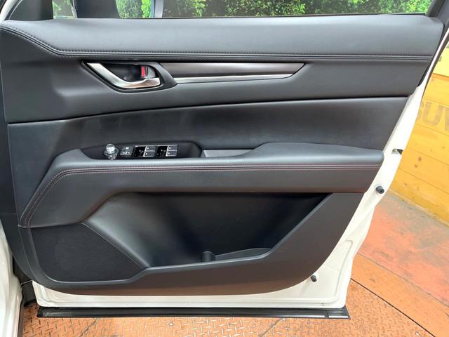 ＣＸ－５ ＸＤ　スポーツアピアランス　１０型ナビ　全周囲カメラ　衝突軽減システム　レーダークルーズ　フルセグＴＶ　ブラインドスポットモニター　パワーバックドア　レザーシート　シートヒーター　パワーシート　ＬＥＤヘッド　クリアランスソナー（42枚目）