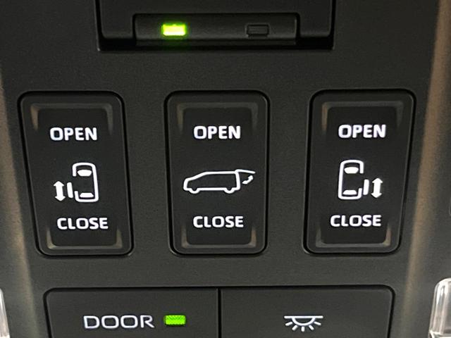 アルファード Ｚ　モデリスタエアロ　ムーンルーフ　後席モニター　１４型ナビ　全周囲カメラ　シグネチャーイルミブレード　両側電動ドア　レーダークルーズ　ブラインドスポットモニター　禁煙車　電動リアゲート　レザーシート（26枚目）
