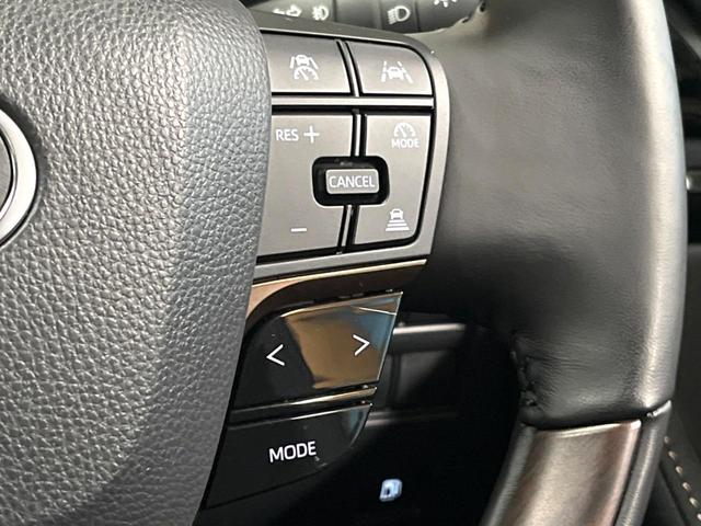 アルファード Ｚ　モデリスタエアロ　ムーンルーフ　後席モニター　１４型ナビ　全周囲カメラ　シグネチャーイルミブレード　両側電動ドア　レーダークルーズ　ブラインドスポットモニター　禁煙車　電動リアゲート　レザーシート（36枚目）