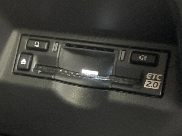 アルファード Ｚ　モデリスタエアロ　ムーンルーフ　後席モニター　１４型ナビ　全周囲カメラ　シグネチャーイルミブレード　両側電動ドア　レーダークルーズ　ブラインドスポットモニター　禁煙車　電動リアゲート　レザーシート（39枚目）