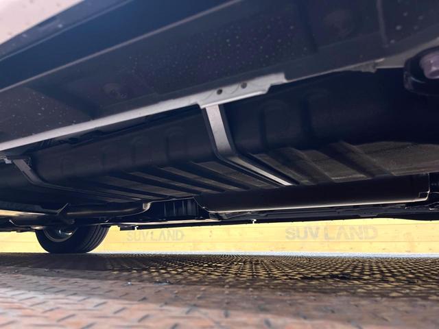 アルファード Ｚ　モデリスタエアロ　ムーンルーフ　後席モニター　１４型ナビ　全周囲カメラ　シグネチャーイルミブレード　両側電動ドア　レーダークルーズ　ブラインドスポットモニター　禁煙車　電動リアゲート　レザーシート（50枚目）