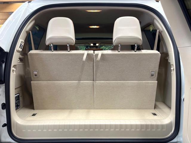 ランドクルーザープラド ＴＸ　Ｌパッケージ　サンルーフ　メーカーナビ　全周囲カメラ　７人乗り　ブラインドスポットモニター　ブラックルーフレール　フルセグＴＶ　禁煙車　シートエアコン　セーフティセンス　レーダークルーズ　クリアランスソナー　ＥＴＣ（11枚目）