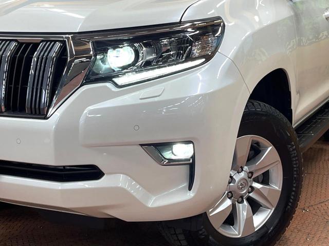 ランドクルーザープラド ＴＸ　Ｌパッケージ　サンルーフ　メーカーナビ　全周囲カメラ　７人乗り　ブラインドスポットモニター　ブラックルーフレール　フルセグＴＶ　禁煙車　シートエアコン　セーフティセンス　レーダークルーズ　クリアランスソナー　ＥＴＣ（12枚目）