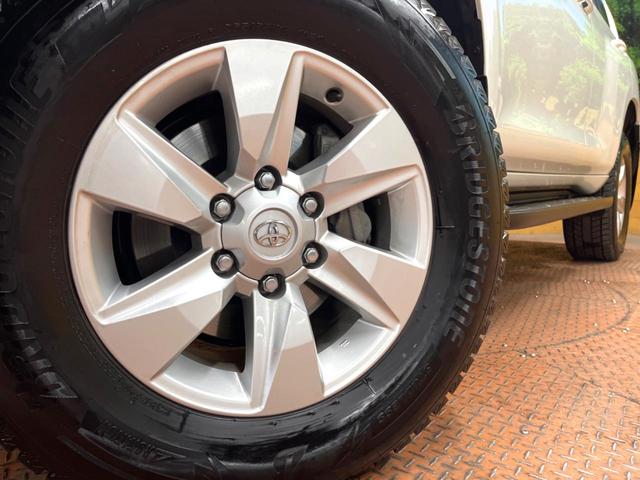 ランドクルーザープラド ＴＸ　Ｌパッケージ　サンルーフ　メーカーナビ　全周囲カメラ　７人乗り　ブラインドスポットモニター　ブラックルーフレール　フルセグＴＶ　禁煙車　シートエアコン　セーフティセンス　レーダークルーズ　クリアランスソナー　ＥＴＣ（13枚目）