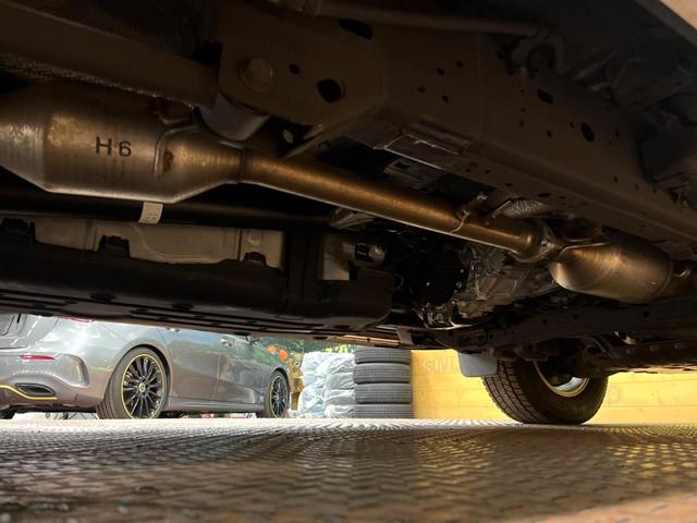 ランドクルーザープラド ＴＸ　Ｌパッケージ　サンルーフ　メーカーナビ　全周囲カメラ　７人乗り　ブラインドスポットモニター　ブラックルーフレール　フルセグＴＶ　禁煙車　シートエアコン　セーフティセンス　レーダークルーズ　クリアランスソナー　ＥＴＣ（46枚目）