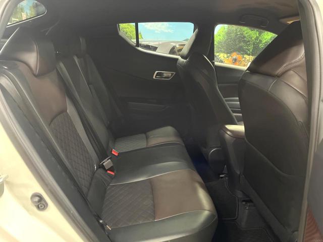 Ｃ－ＨＲ Ｇ　モデリスタエアロ　９型ナビ　ＬＥＤヘッド　シーケンシャルウィンカー　禁煙車　シートヒーター　セーフティセンス　レーダークルーズ　ＢＳＭ　クリアランスソナー　純正１８アルミ　バックカメラ　フルセグＴＶ（9枚目）