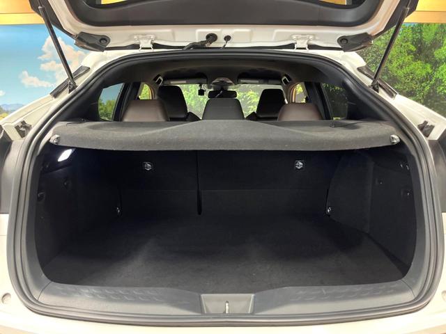 Ｃ－ＨＲ Ｇ　モデリスタエアロ　９型ナビ　ＬＥＤヘッド　シーケンシャルウィンカー　禁煙車　シートヒーター　セーフティセンス　レーダークルーズ　ＢＳＭ　クリアランスソナー　純正１８アルミ　バックカメラ　フルセグＴＶ（10枚目）