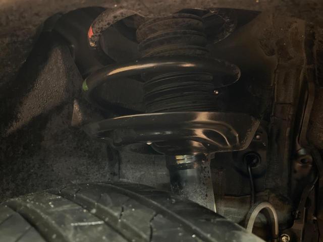 ＲＡＶ４ ハイブリッドＸ　４ＷＤ　禁煙車　８型ディスプレイ　バックカメラ　フルセグ　ＡＣ１００Ｖ電源　セーフティセンス　レーダークルーズ　クリアランスソナー　純正１７アルミ　ＬＥＤヘッド　ルーフレール　ＥＴＣ　オートハイビーム（20枚目）