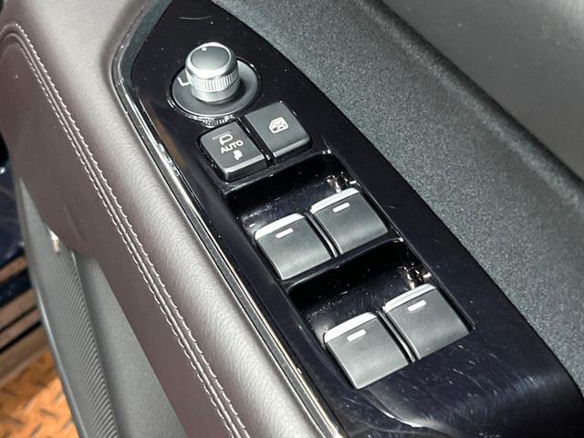 ＣＸ－８ ２５Ｓ　プロアクティブ　ＢＯＳＥ　禁煙車　マツダコネクトナビ　全周囲カメラ　ブラインドスポットモニター　クリアランスソナー　シートヒーター　レーダークルーズ　衝突軽減　ステアリングヒーター　ＬＥＤヘッド　純正１９インチアルミ（40枚目）