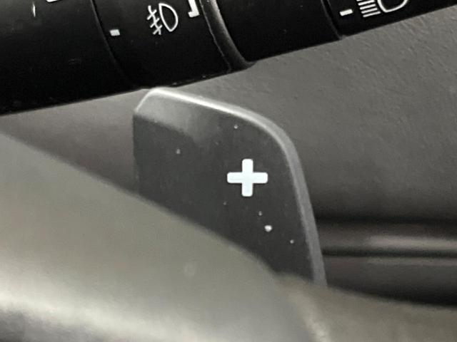 ヴェゼル ｅ：ＨＥＶ　Ｘ　禁煙車　純正ナビ　パドルシフト　バックカメラ　ビルドインＥＴＣ　アダプティブクルーズコントロール　衝突被害軽減システム　ドラレコ　スマートキー　ＬＥＤヘッド　純正１６インチアルミ　オートハイビーム（5枚目）