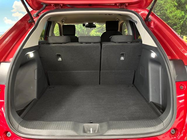 ヴェゼル ｅ：ＨＥＶ　Ｘ　禁煙車　純正ナビ　パドルシフト　バックカメラ　ビルドインＥＴＣ　アダプティブクルーズコントロール　衝突被害軽減システム　ドラレコ　スマートキー　ＬＥＤヘッド　純正１６インチアルミ　オートハイビーム（11枚目）