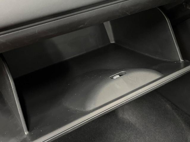 ヴェゼル ｅ：ＨＥＶ　Ｘ　禁煙車　純正ナビ　パドルシフト　バックカメラ　ビルドインＥＴＣ　アダプティブクルーズコントロール　衝突被害軽減システム　ドラレコ　スマートキー　ＬＥＤヘッド　純正１６インチアルミ　オートハイビーム（36枚目）