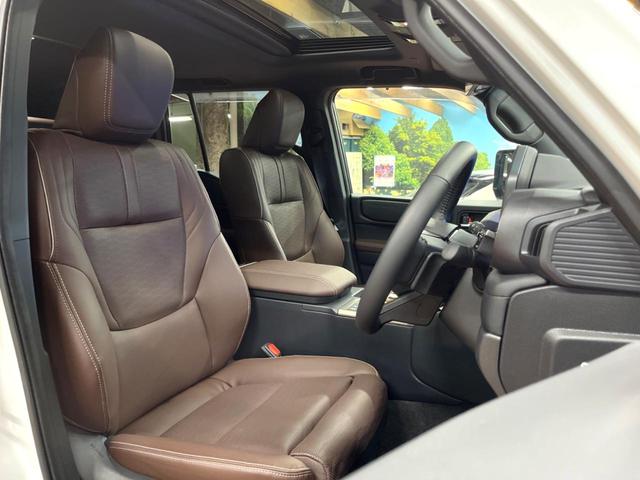 ランドクルーザー250 ZXファーストエディション サンルーフ 12型ナビ 全周囲カメラ JBL 7人乗 モデリスタリアスポイラー フェンダーガーニッシュ 丸目LEDヘッド チームメイト セーフティセンス デジタルインナーミラー レーダークルーズ(9枚目)