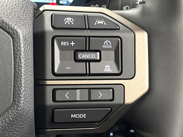 ランドクルーザー250 ZXファーストエディション サンルーフ 12型ナビ 全周囲カメラ JBL 7人乗 モデリスタリアスポイラー フェンダーガーニッシュ 丸目LEDヘッド チームメイト セーフティセンス デジタルインナーミラー レーダークルーズ(46枚目)