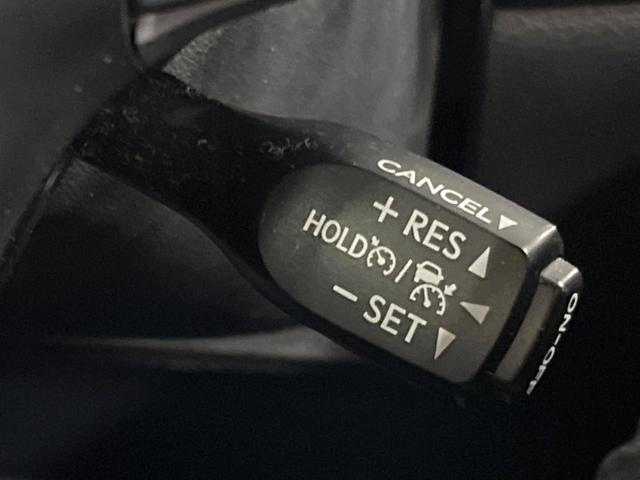 ハリアー プレミアム 禁煙車 サンルーフ 純正9型ナビ バックカメラ 衝突被害軽減システム 電動リアゲート ハーフレザーシート パワーシート コーナーセンサー スマートキー LEDヘッド ビルトインETC クルコン(6枚目)