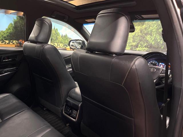 ハリアー プレミアム 禁煙車 サンルーフ 純正9型ナビ バックカメラ 衝突被害軽減システム 電動リアゲート ハーフレザーシート パワーシート コーナーセンサー スマートキー LEDヘッド ビルトインETC クルコン(9枚目)