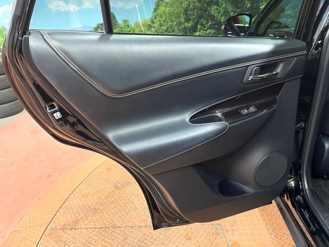 ハリアー プレミアム 禁煙車 サンルーフ 純正9型ナビ バックカメラ 衝突被害軽減システム 電動リアゲート ハーフレザーシート パワーシート コーナーセンサー スマートキー LEDヘッド ビルトインETC クルコン(24枚目)