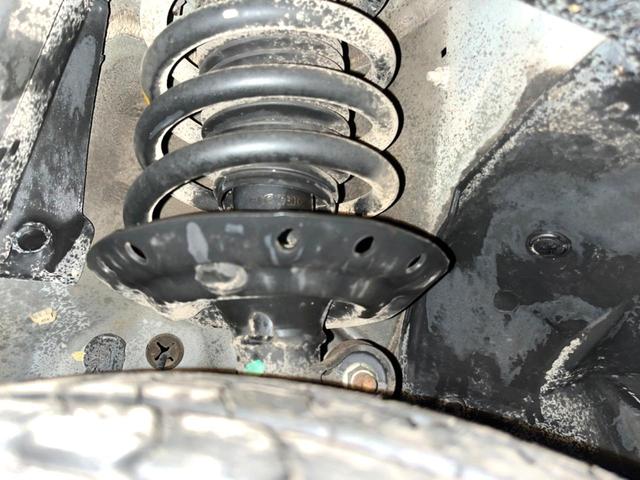 フリード Ｇ　ジャストセレクション　禁煙車　電動スライドドア　ウォークスルー　ＨＩＤヘッド　オートエアコン　ＣＤ　衝突安全ボディ　オートライト　電動格納ミラー（19枚目）