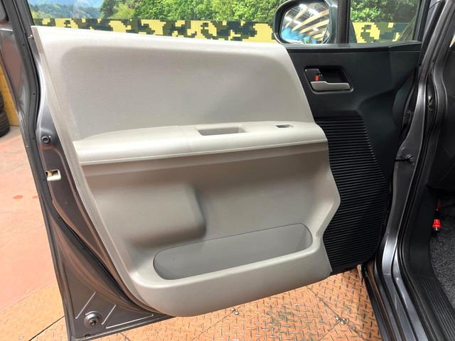 フリード Ｇ　ジャストセレクション　禁煙車　電動スライドドア　ウォークスルー　ＨＩＤヘッド　オートエアコン　ＣＤ　衝突安全ボディ　オートライト　電動格納ミラー（36枚目）