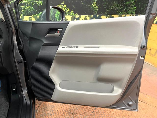 フリード Ｇ　ジャストセレクション　禁煙車　電動スライドドア　ウォークスルー　ＨＩＤヘッド　オートエアコン　ＣＤ　衝突安全ボディ　オートライト　電動格納ミラー（39枚目）