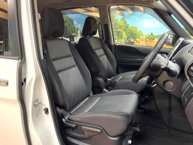 セレナ ハイウェイスターＶ　両側電動スライドドア　純正１１型ナビ　フリップダウンモニター　全周囲カメラ　エマージェンシーブレーキ　プロパイロット　禁煙車　ＬＥＤヘッドライト　インテリジェントパーキングアシスト　Ｂｌｕｅｔｏｏｔｈ（9枚目）