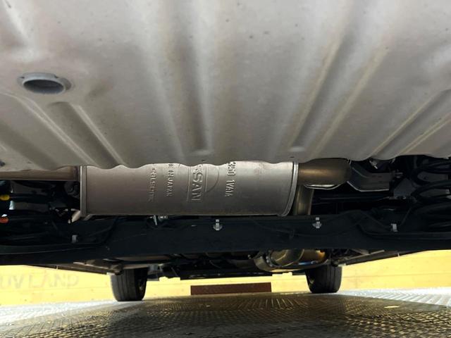 セレナ ハイウェイスターＶ　両側電動スライドドア　純正１１型ナビ　フリップダウンモニター　全周囲カメラ　エマージェンシーブレーキ　プロパイロット　禁煙車　ＬＥＤヘッドライト　インテリジェントパーキングアシスト　Ｂｌｕｅｔｏｏｔｈ（27枚目）