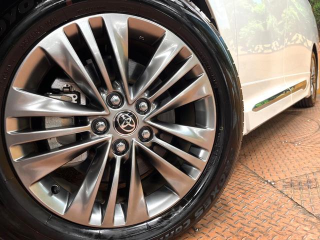 アルファードハイブリッド Z ムーンルーフ モデリスタエアロ 後席モニター 14型ナビ 両側電動ドア 全周囲カメラ デジタルインナーミラー ブラインドスポットモニター トヨタチームメイト セーフティセンス 3眼LEDヘッド 禁煙車(13枚目)