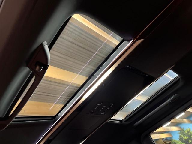 ヴェルファイアハイブリッド Z プレミア ムーンルーフ 電動サイドステップ 14型ナビ 全周囲カメラ デジタルインナーミラー チームメイト ブラインドスポットモニター 3眼LEDヘッド パワーバックドア レーダークルーズ AC100V電源(3枚目)