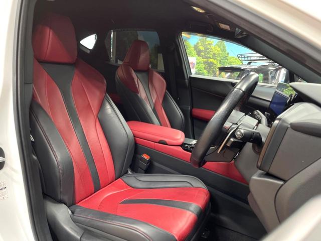 NX NX450h+ Fスポーツ TRDエアロ 14型ナビ 全周囲カメラ デジタルインナーミラー 禁煙車 ブラインドスポットモニター シートベンチレーション シートヒーター 3眼LEDヘッド 純正20インチアルミ ステアリングヒーター(8枚目)