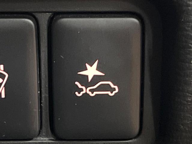 デリカD:5 アーバンギア Pエディション 禁煙車 4WD ディーゼル(軽油) 両側電動ドア 純正SDナビ 後席モニター サイドステップ ETC レーダークルーズ 電動リアゲート パワーシート ドラレコ コーナーセンサー スマートキー(42枚目)