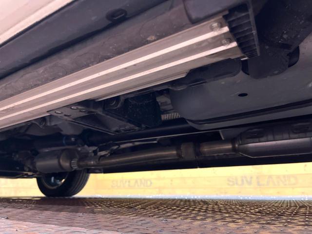 デリカD:5 アーバンギア Pエディション 禁煙車 4WD ディーゼル(軽油) 両側電動ドア 純正SDナビ 後席モニター サイドステップ ETC レーダークルーズ 電動リアゲート パワーシート ドラレコ コーナーセンサー スマートキー(64枚目)